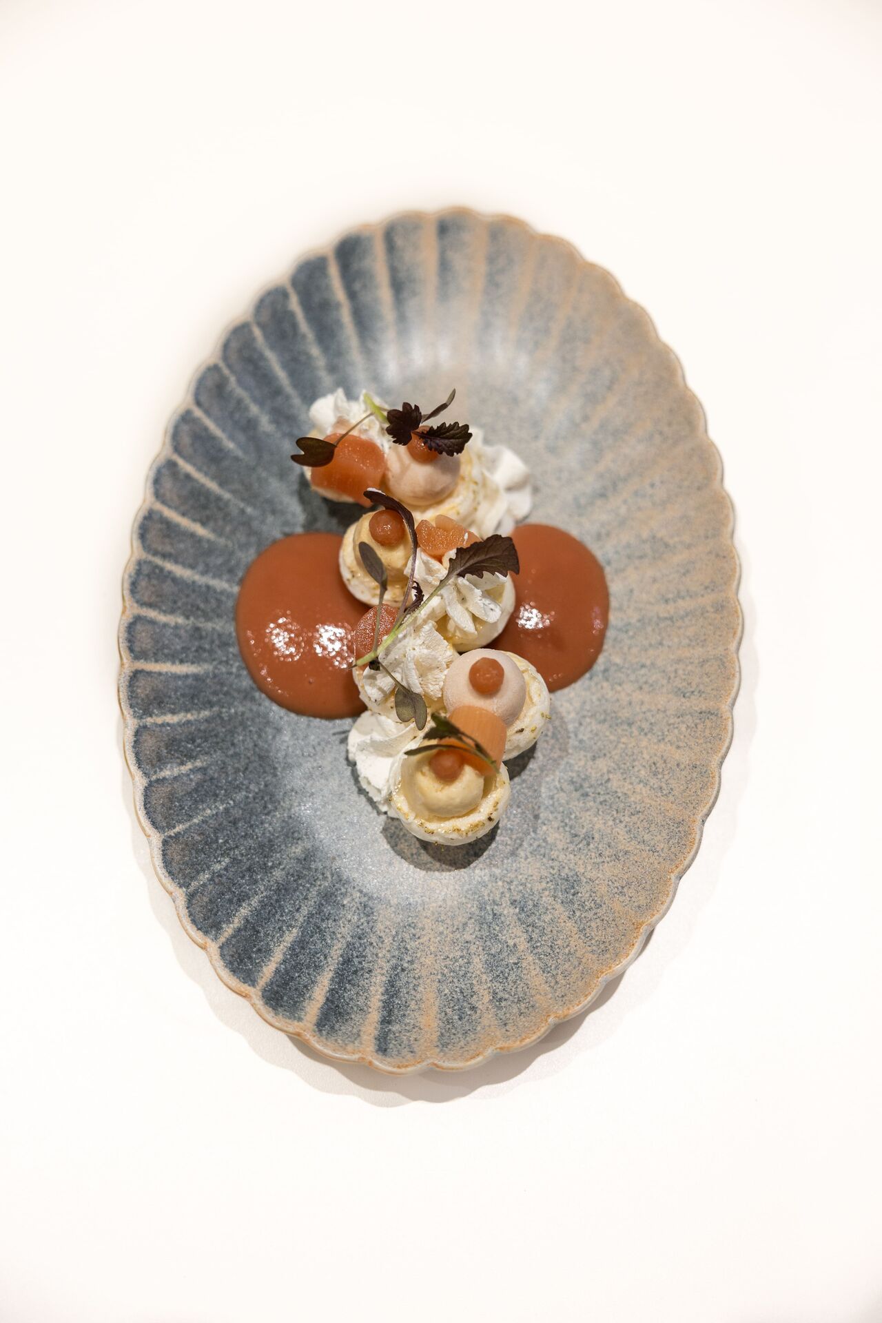 En pavlova, Romarin, Grenadine
