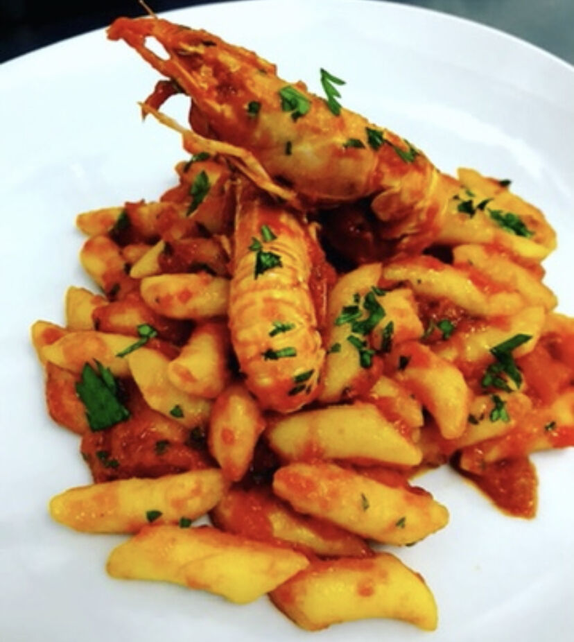 Gnocchi al sugo di scampi 