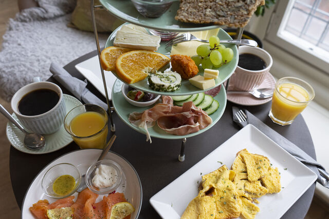 Frühstücken in Café Grün