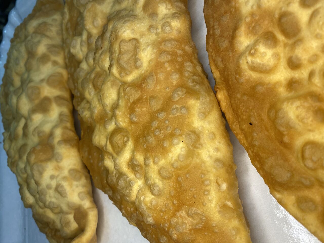 Siciliane
•Tuma acciughe olive e cipolla 