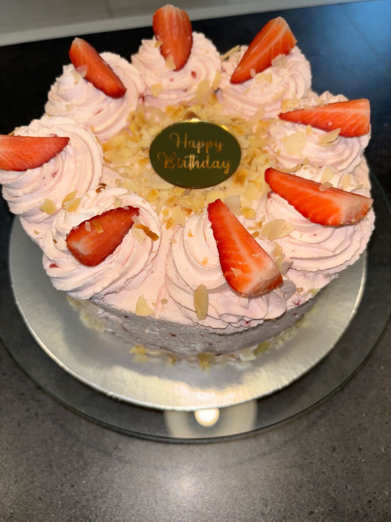 Erdbeere-Sahne Torte klein (20cm)