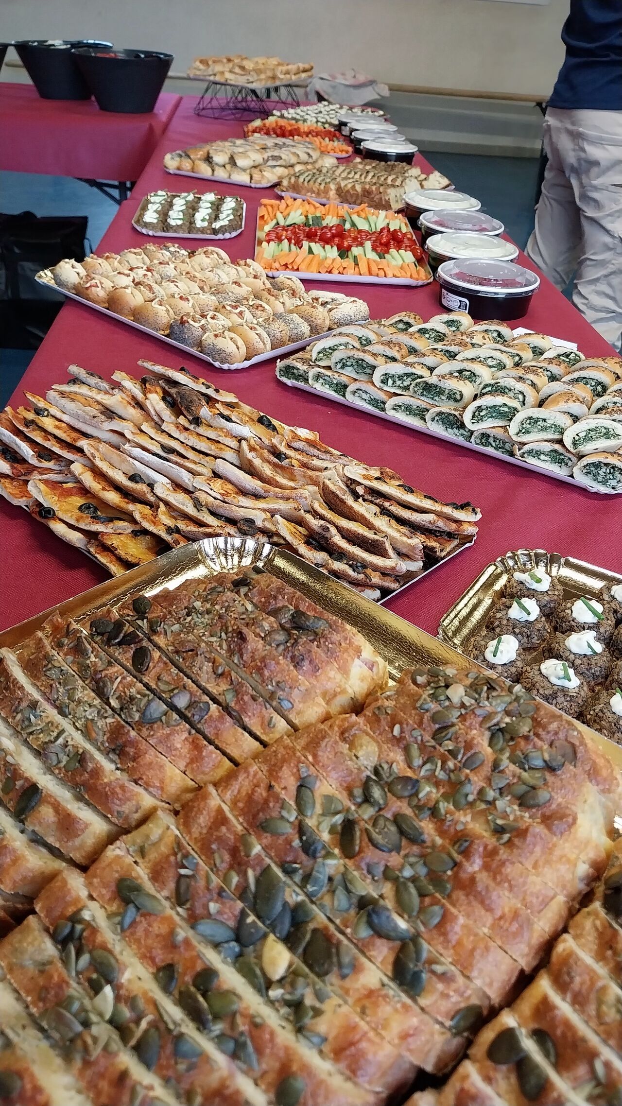 Buffet froid, fête du club de tennis d'Auriol, juin 2024