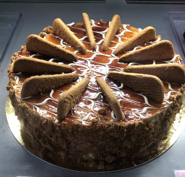 Lotuskový dort, obj.č. 317, 1500g - 12 porcí, CENA 980,-