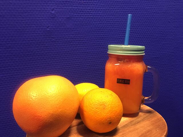 Jus d’agrumes pressés minute....