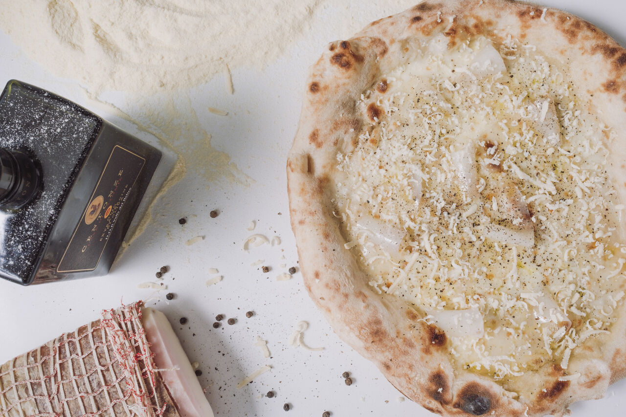 La NANNARELLA
- Fior di latte
- Cacio
- Pepe
- Lardo