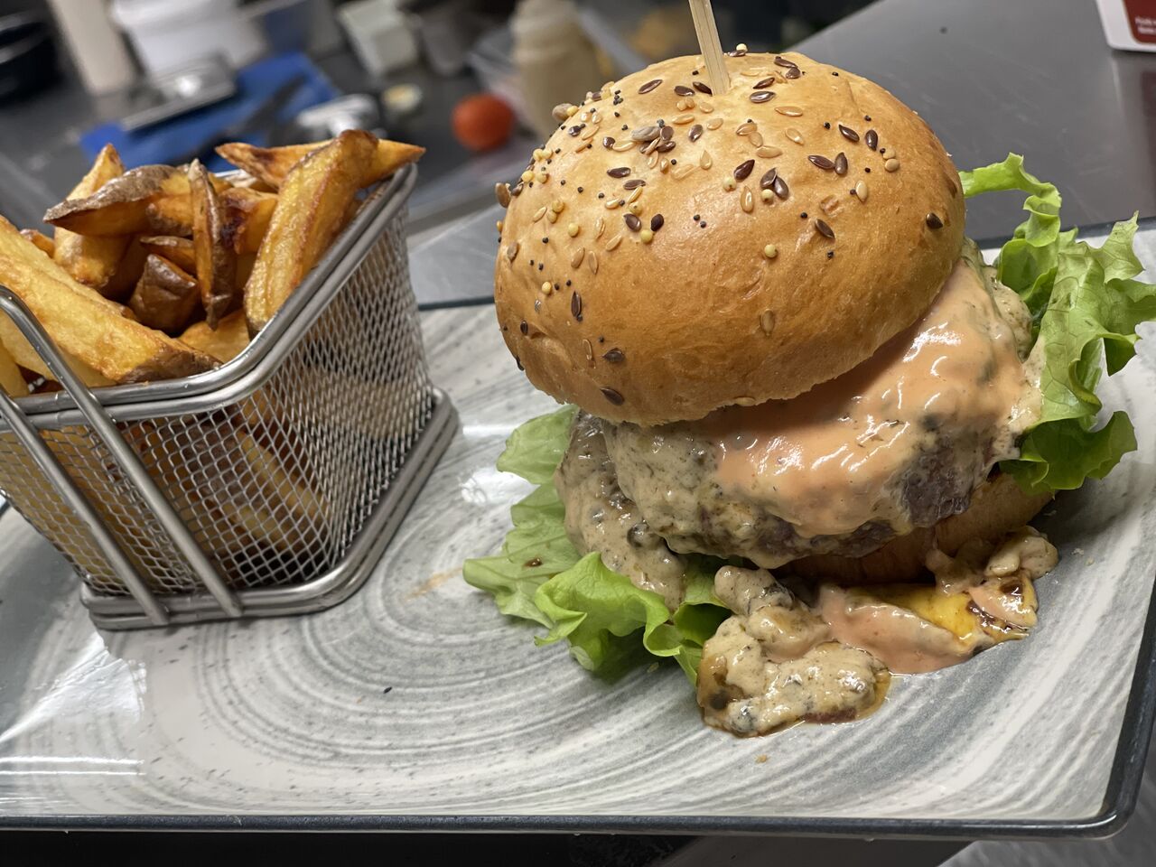 Burger pepper
