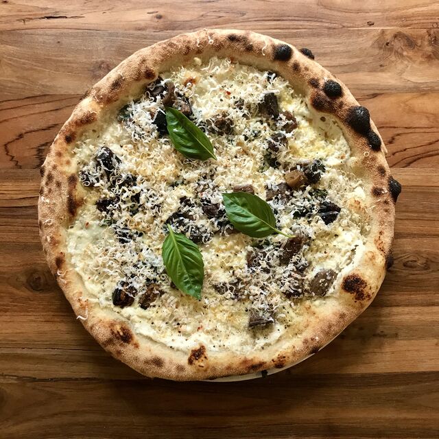 Pizza Biancagiana - Juillet 2022
(Nossa Pizzeria Sète)