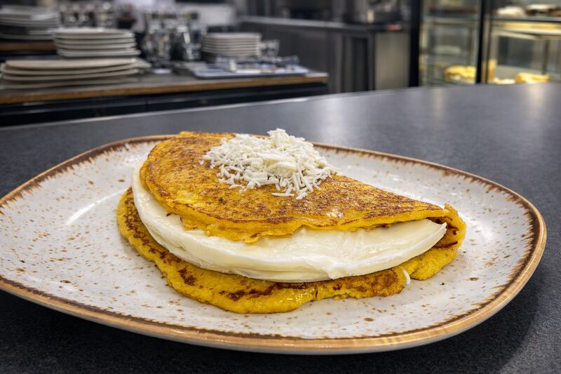 CACHAPA QUESO DE MANO