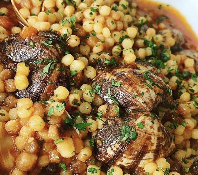 Fregola con Arselle
