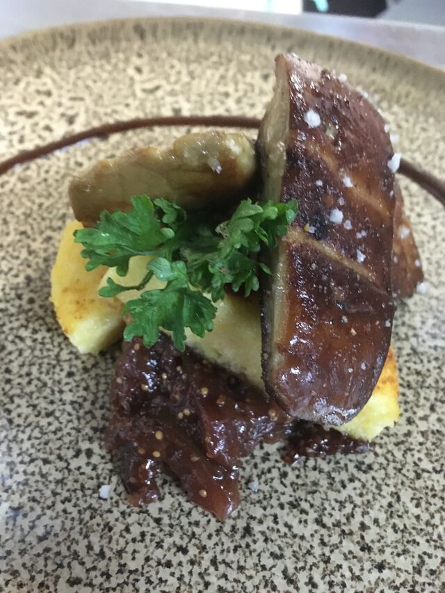 Le Foie Gras Poêlé , Chutney de Figues et Polenta
