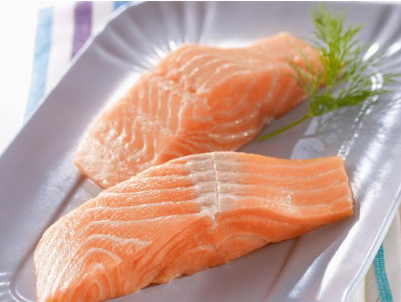 Pavé de saumon sans arêtes X 2 barquette - 7,70€