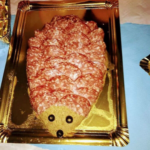 Rillettes de poulet et rosette en forme d'écureuil 