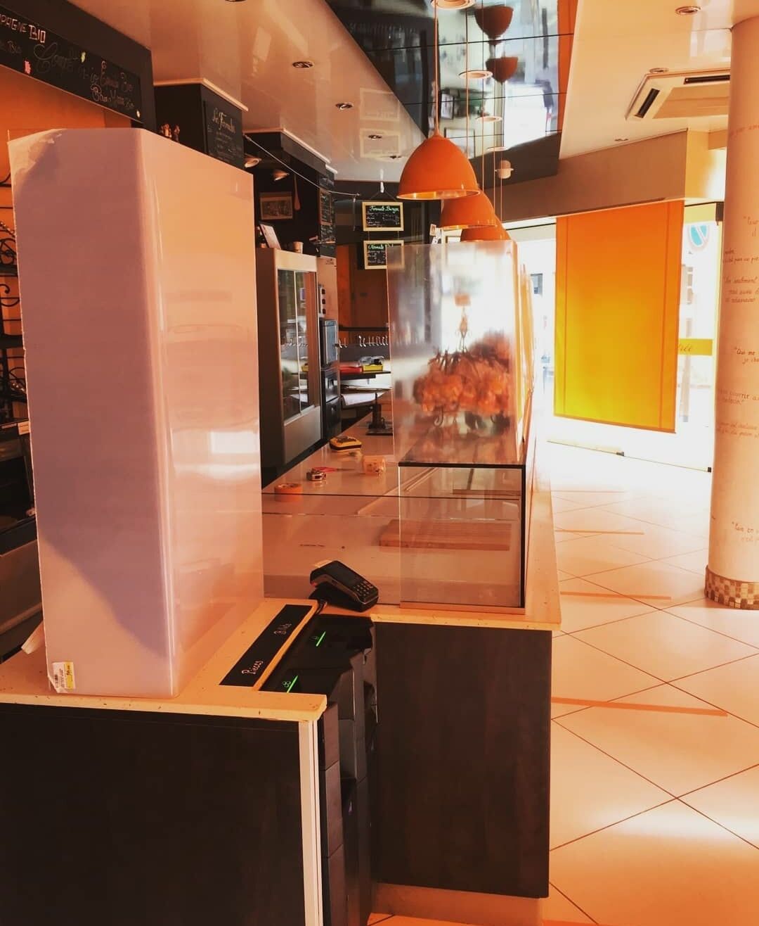 En cette période de crise sanitaire, votre boulangerie vous accueille en toute sécurité.