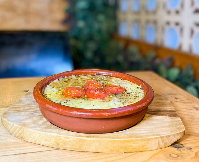 PROVOLONE CON TOMATE