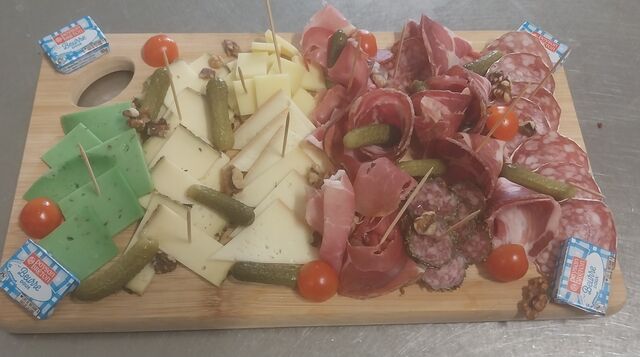 Planche mixte (charcuteries et fromages)