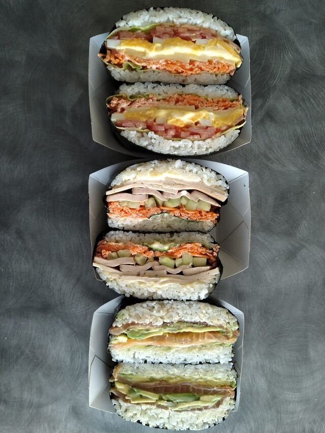 Les onigirazu (sur commande la veille)