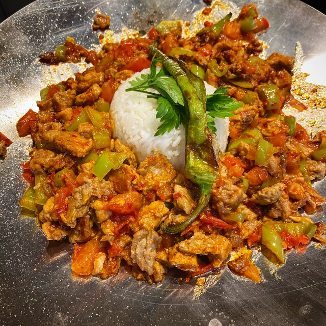 Saç kavurma. Plat turc