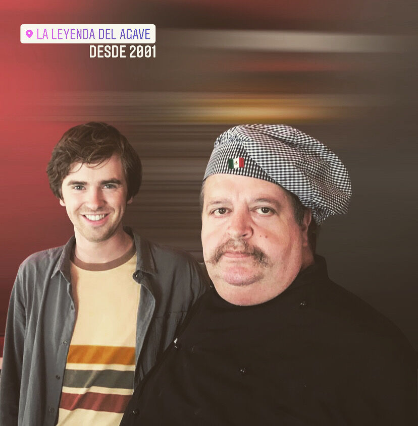 Con el actor Freddie Highmore de la serie The Good Doctor