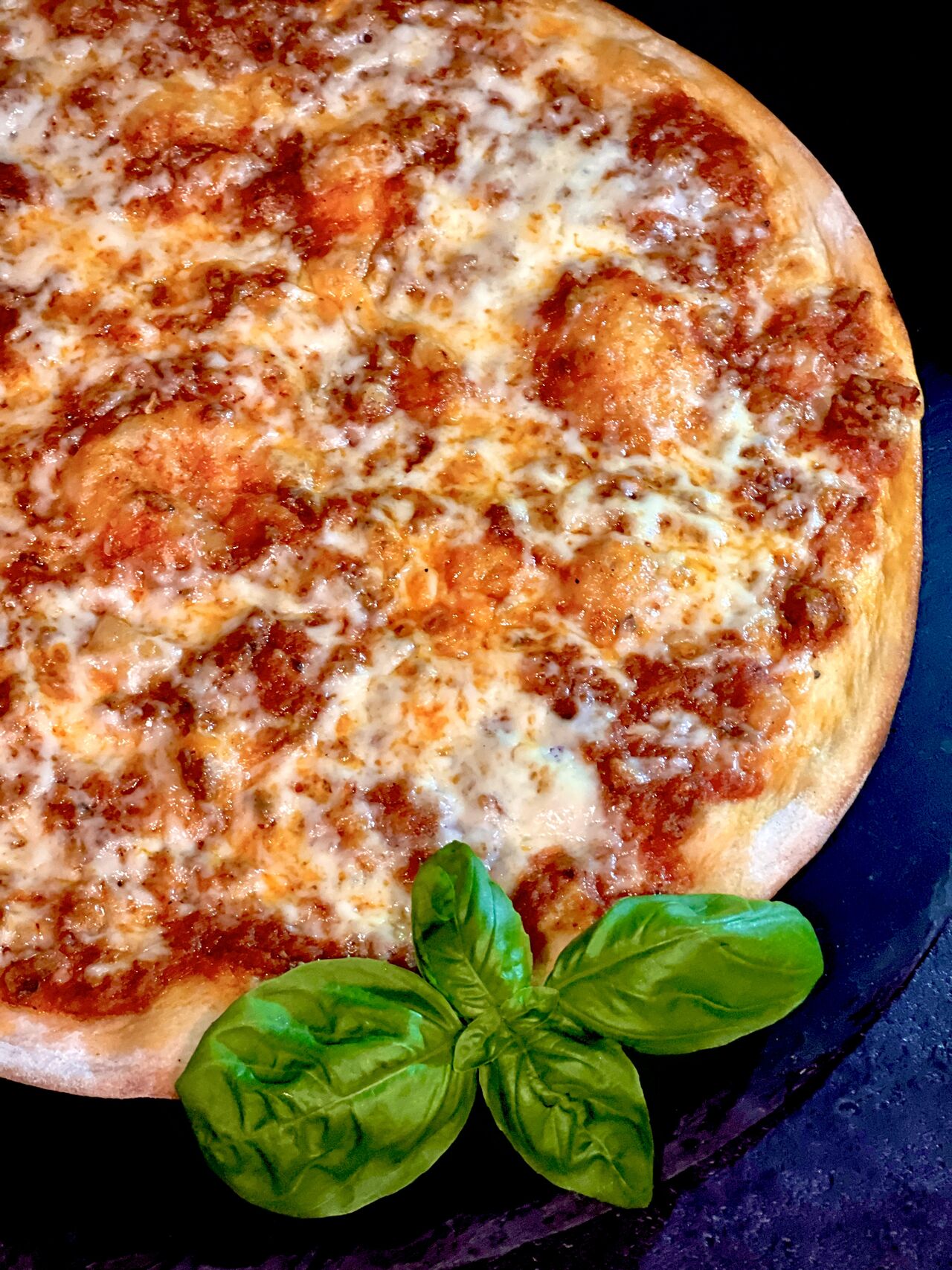 18. Pirata
€9,30
(A C G L)
Bolognesesauce und Goudakäse
