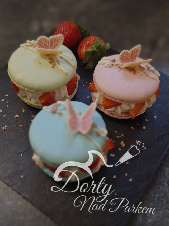 Makronky plněné mascarpone krémem