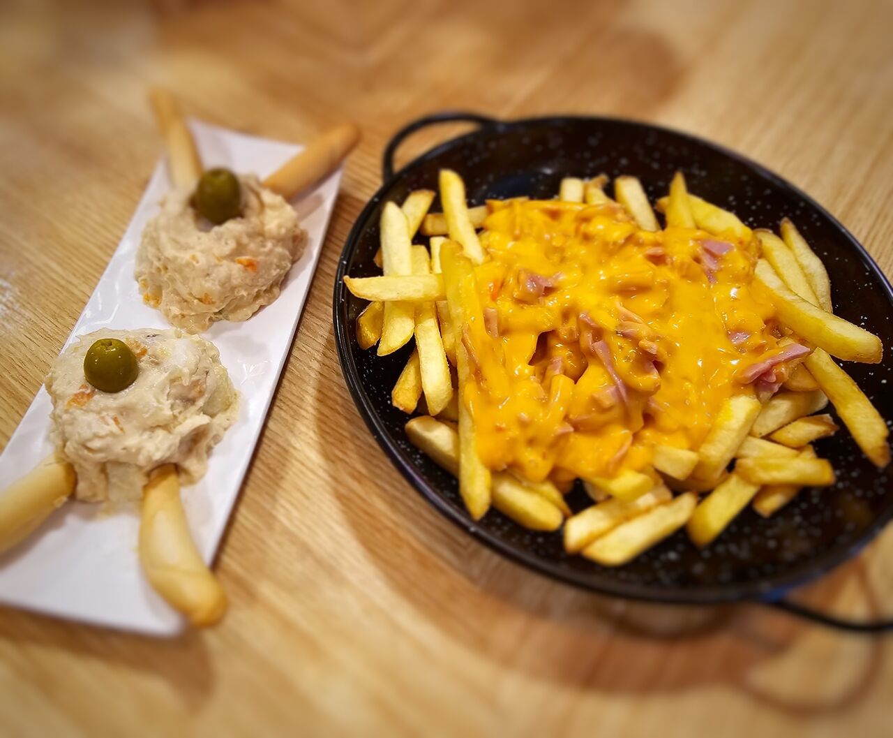 Patatas con Bacon & Cheddar 
