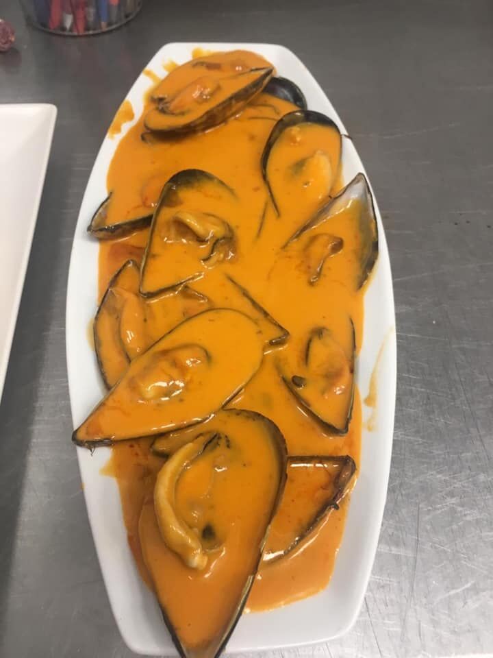 MEJILLONES EN SALSA