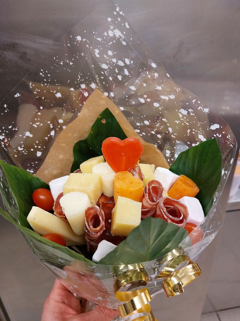 Bouquet fromages et charcuteries
