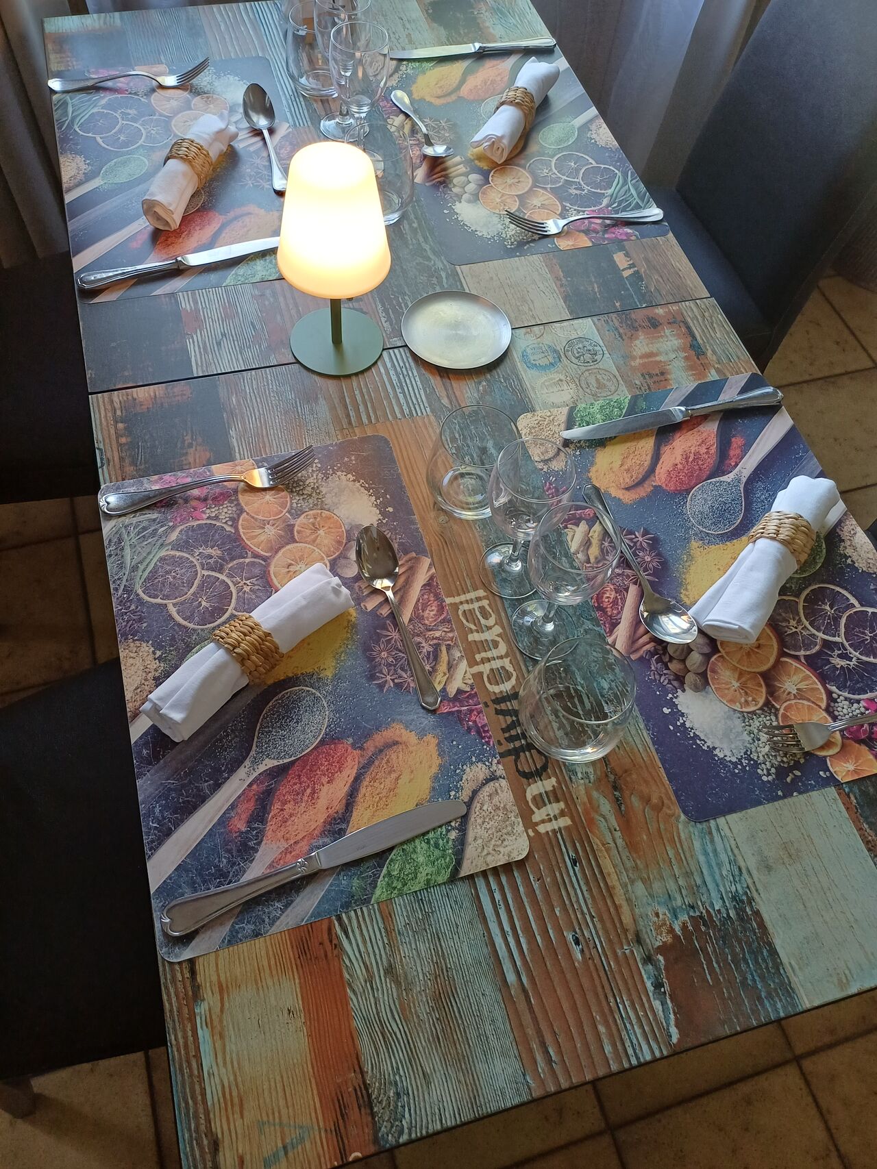 LES ENTREES DU RESTAURANT