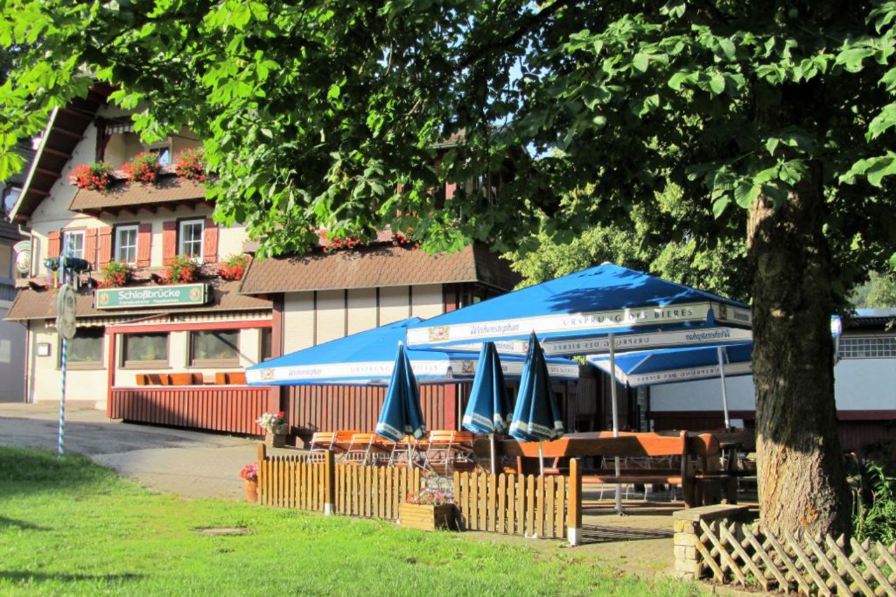 Genießen im gemütlichen Biergarten