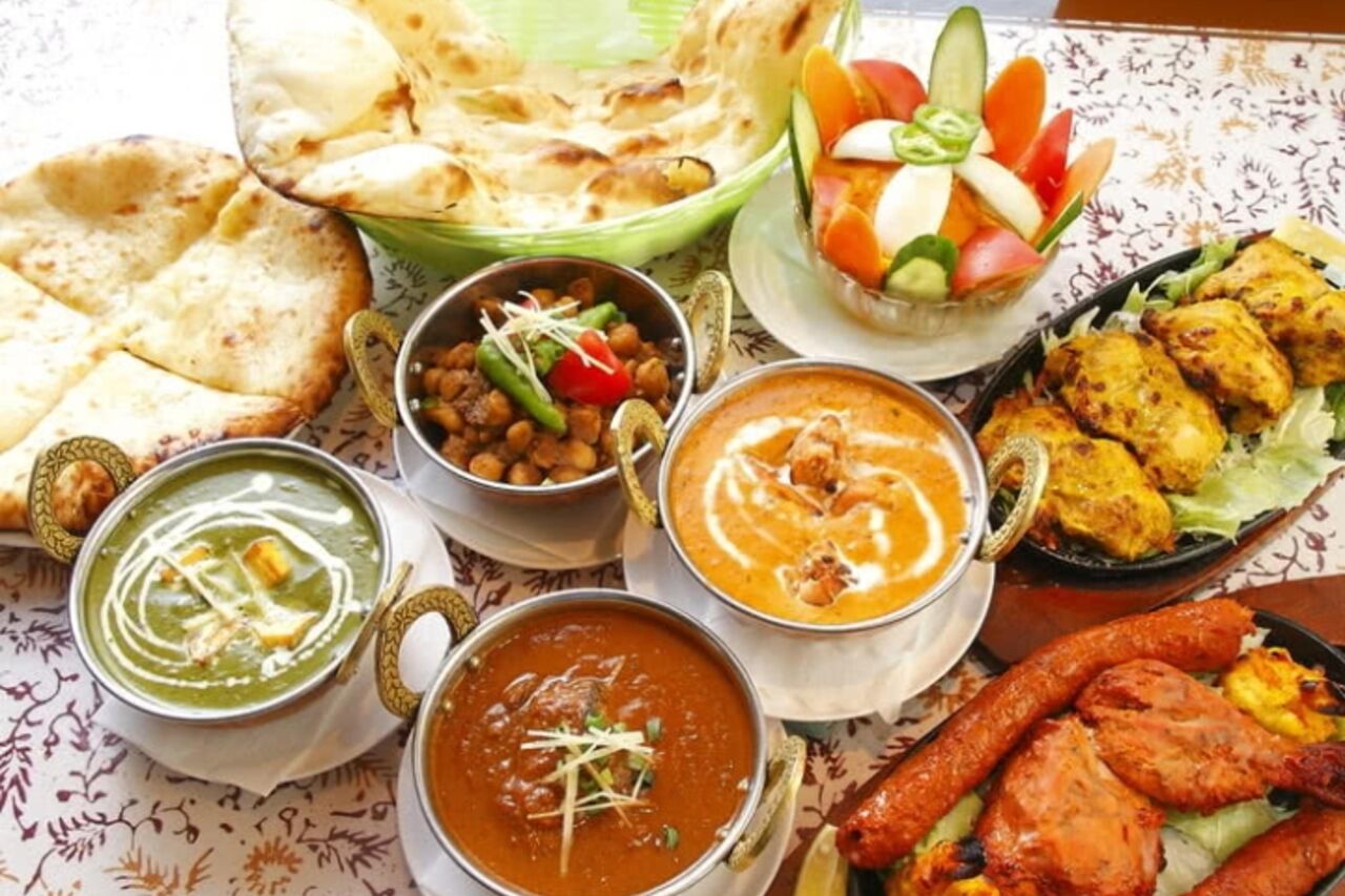 CHEZ VALLÉE DU KASHMIR