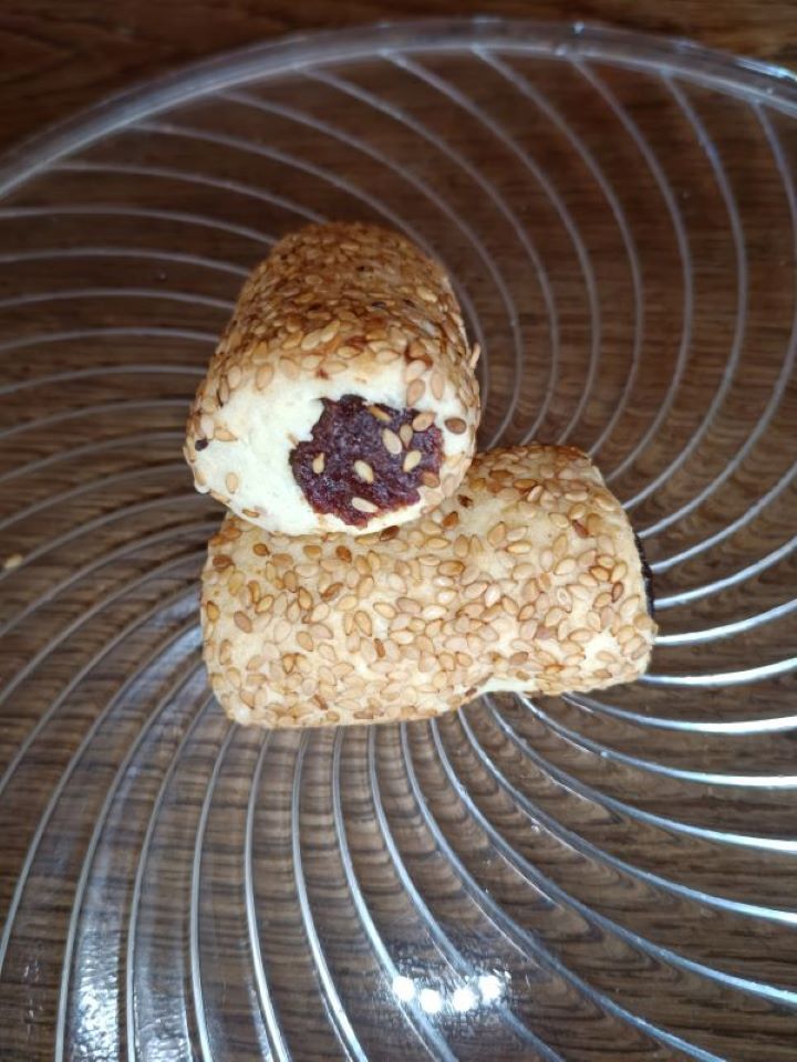 Cigarres sans sucre rajouté farcie aux dattes naturelles parfmé a l'eau de fleur d'oranger