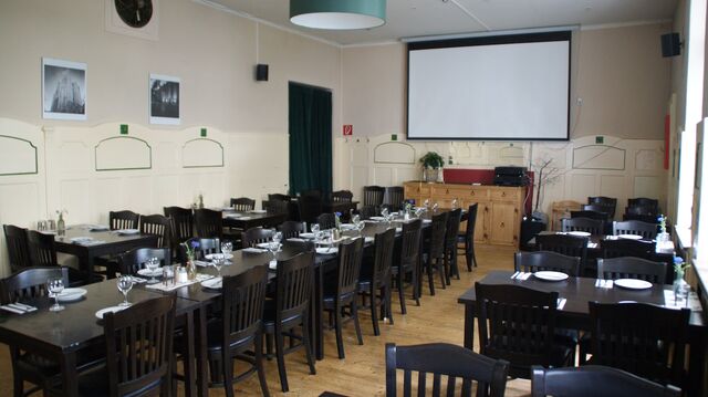 Feiern Sie mit uns Ihre Feste, das Essen von Freunden oder Firmen. Im Restaurant Sol y Sombra, Düsseldorf