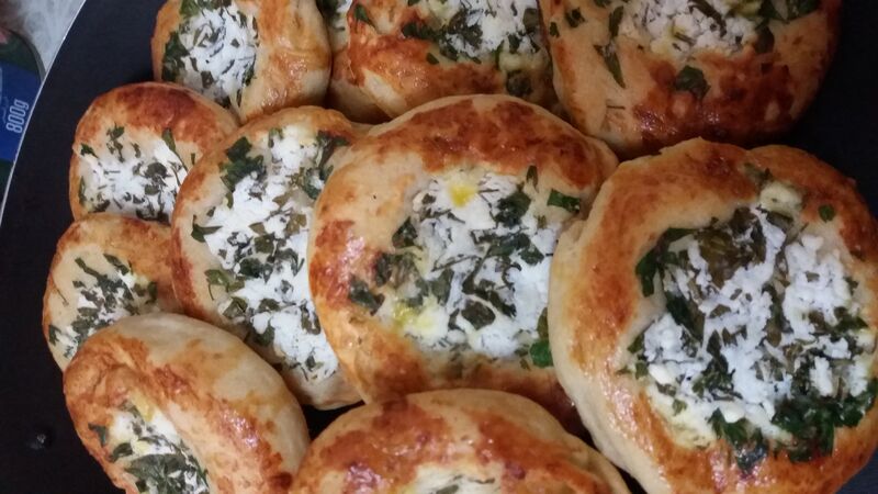 Samboussak fromage fait maison.