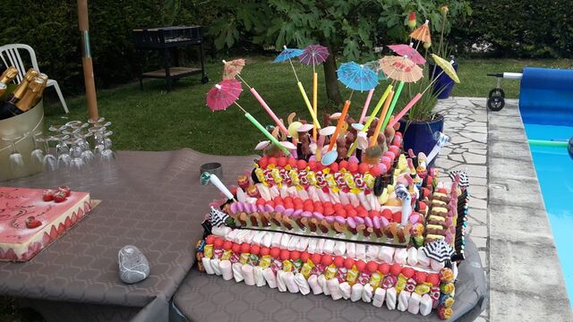 Château magique de bonbons - 3,50€ la part