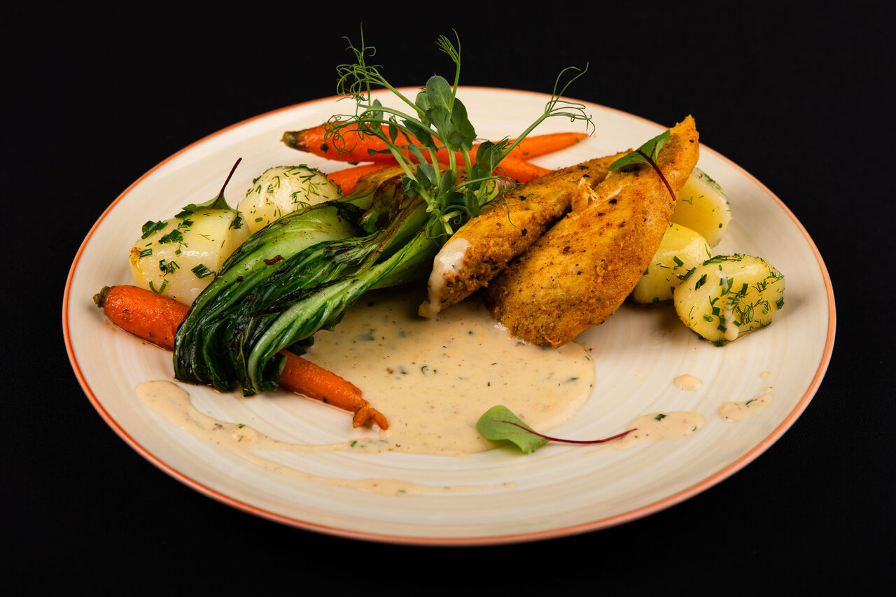 Kurczak de lux z pak choi i marchewkami 