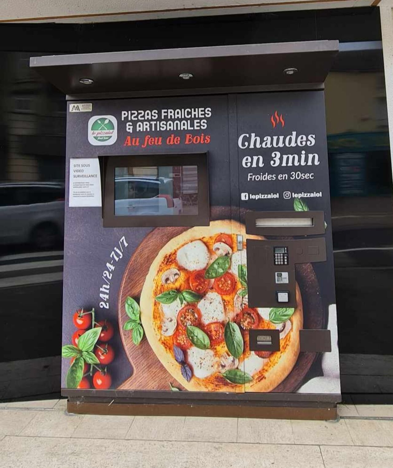 distributeur automatique de pizzas 24h/24h 7j/7j