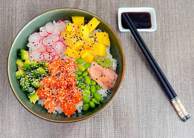 POKÉ BOWL au saumon