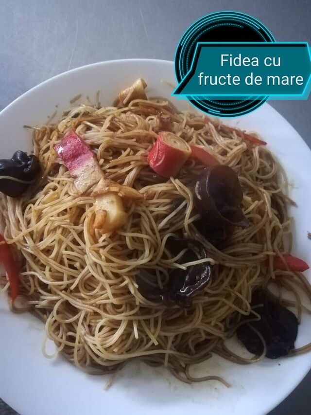 FIDEA CU FRUCTE DE MARE 