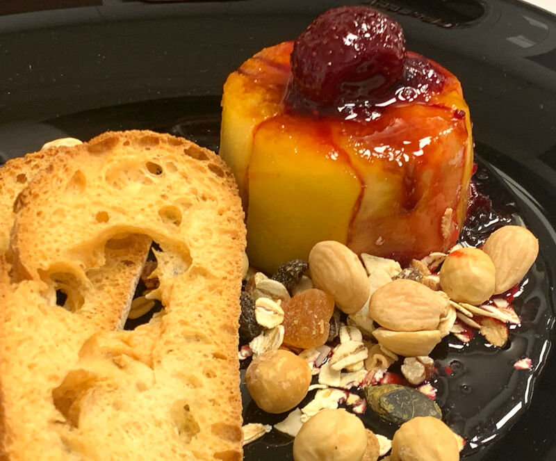 Foie micuit con mango y manzana