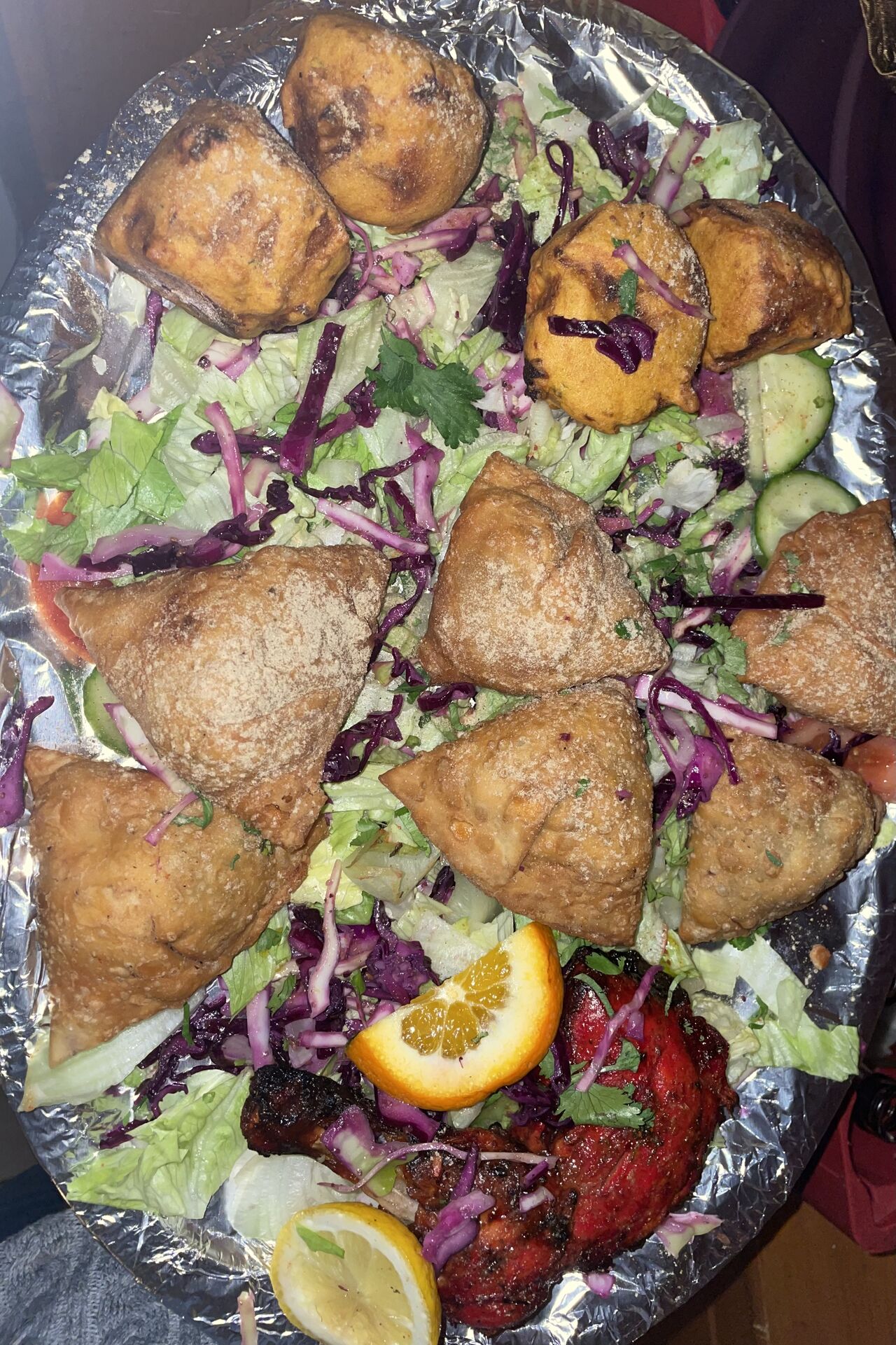 Entrees samosa saumon et Poulet. Tenduri 