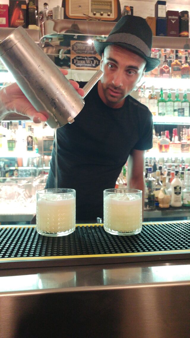 Whiskey Sour? Why not! Scegli il tuo distillato, Made in USA e non solo e via con lo shaker!