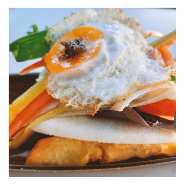 Bao de huevo de codorniz trufado