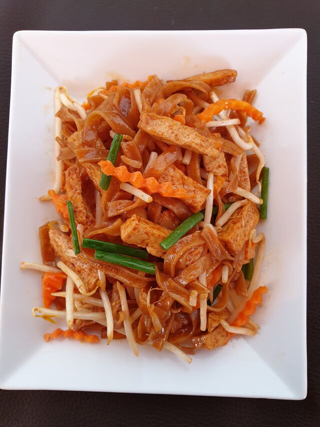 PAD THAI 22,00€ kg