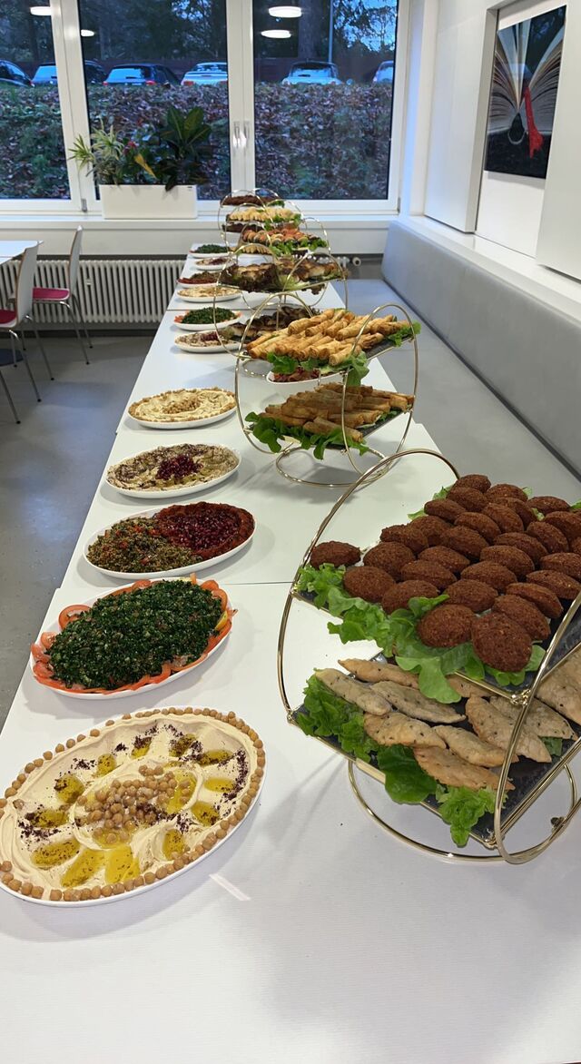 Schahbaa Caterina für eine Weihnachtsfeier