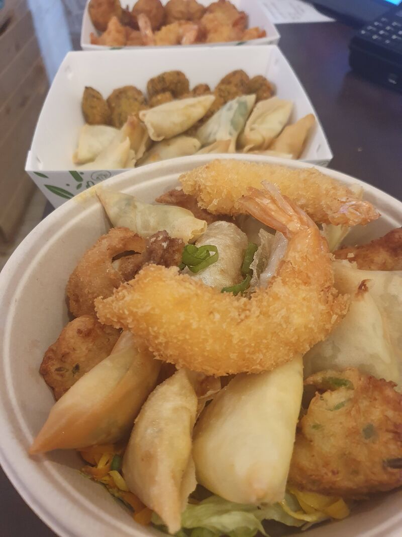 Divers barquettes à emporter 