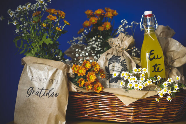 Panier petit déjeuner surprise. Contenu à choisir, livraison directement à la personne que vous souhaitez offrir en cadeau. 