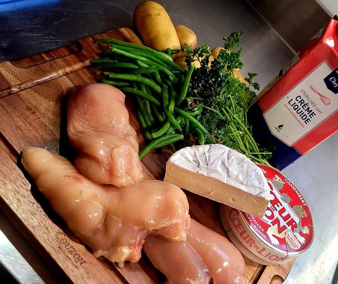 Filet de poulet sauce camembert