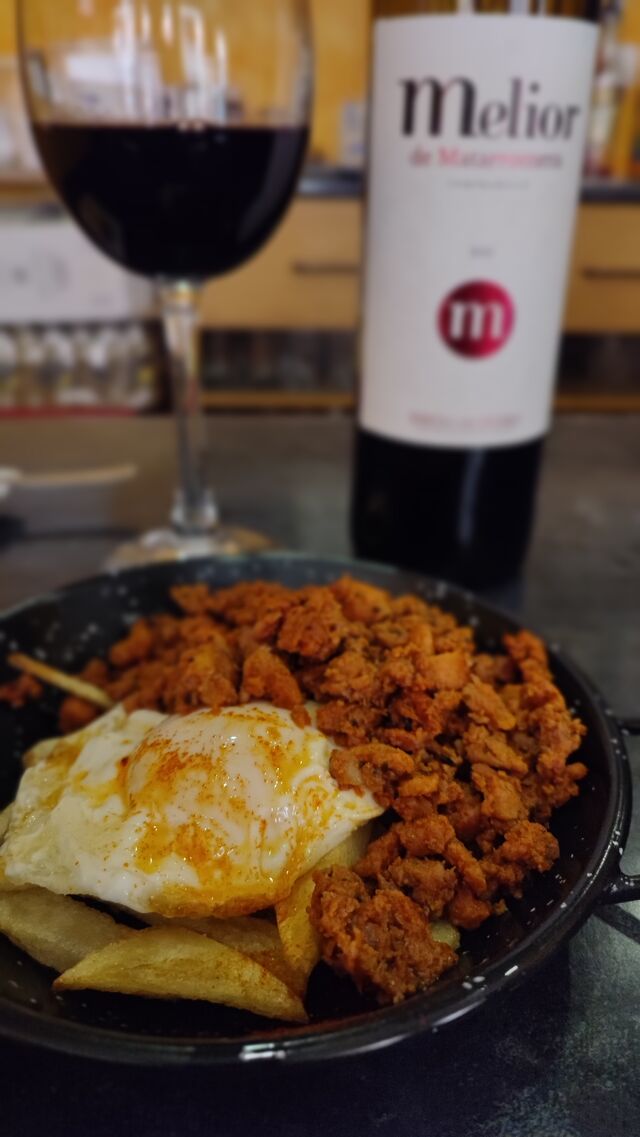 Huevo frito con jijas