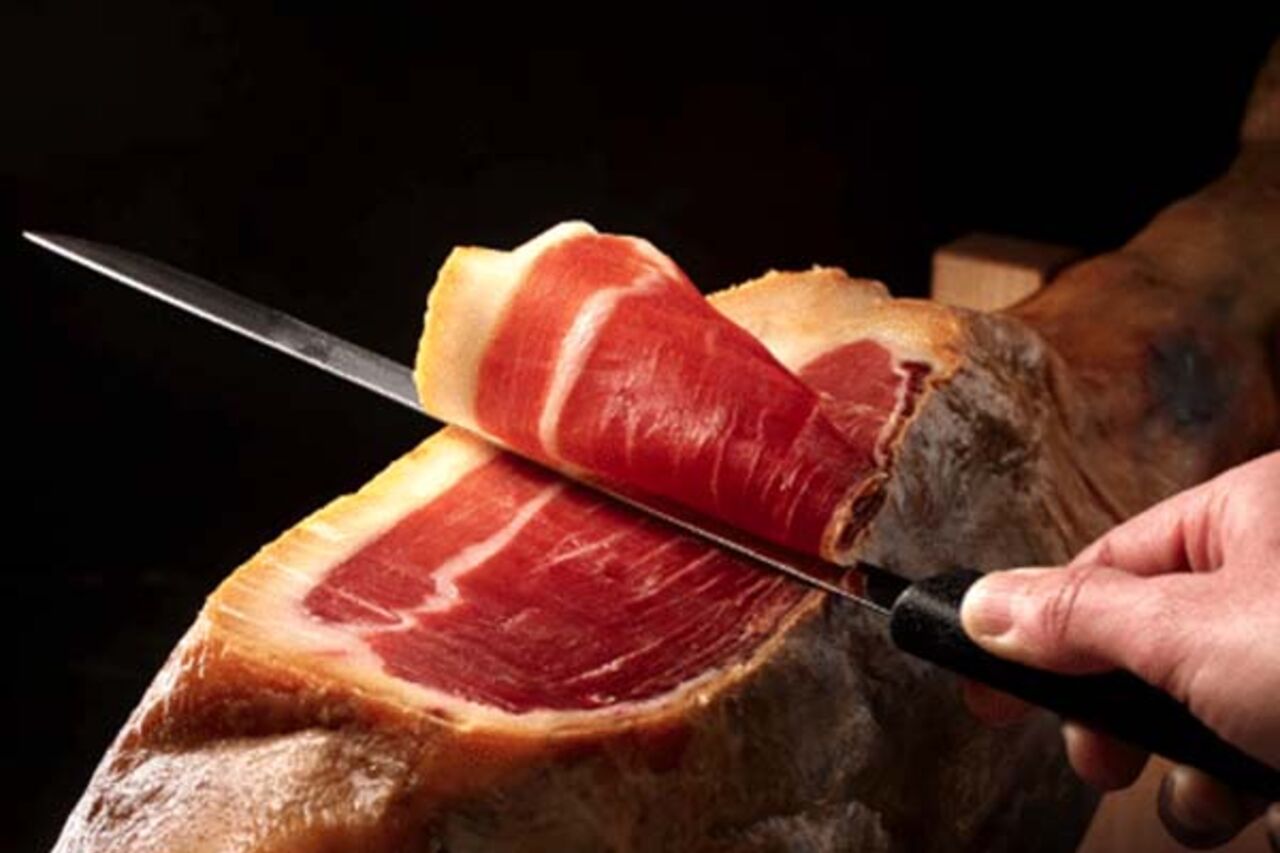 Atelier vin jambon fromages découpe et dégustation