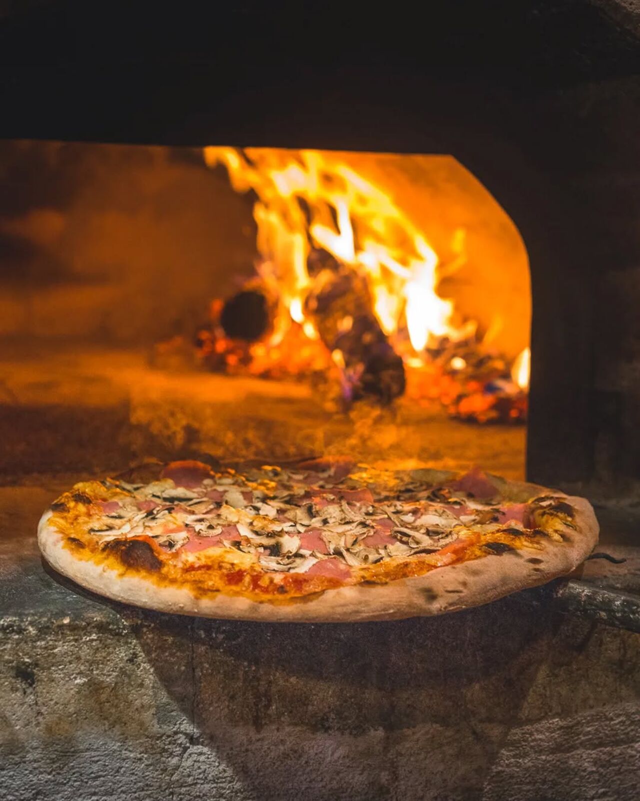 Pizze iz naše krušne peći